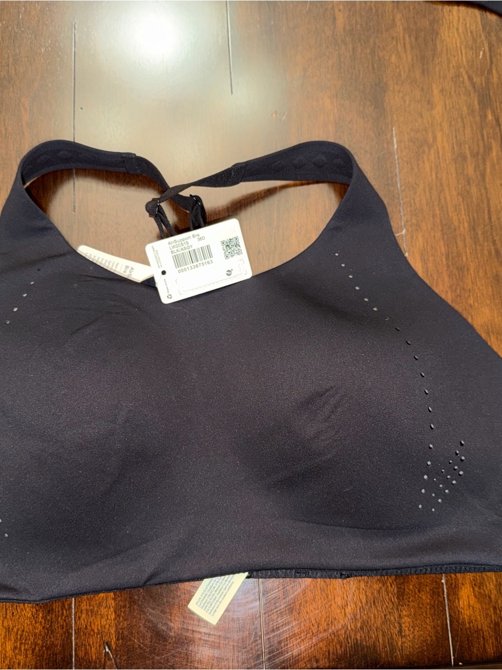 Lululemon AirSupport Black Seamless Scoop-Neck Bra Top 38DD